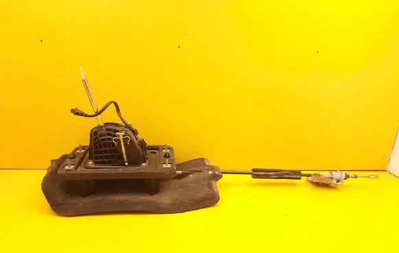 Volkswagen Amarok Gear shifter/selector 2H1713025A 2H17130161