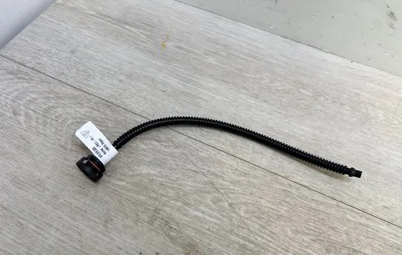Porsche Cayenne (9Y0 9Y3) Breather valve 9Y0915500