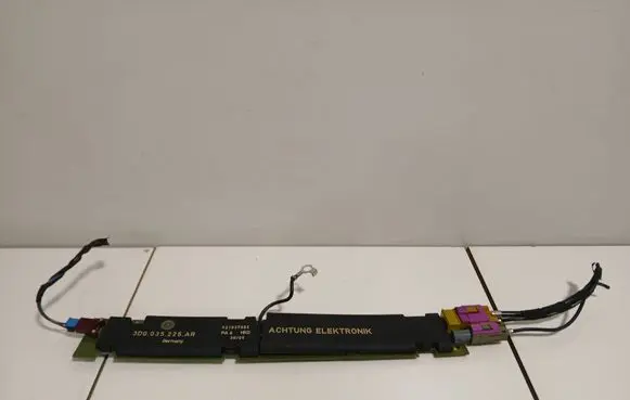 Volkswagen Phaeton Antenna control unit 921837003 3D0035225AR
