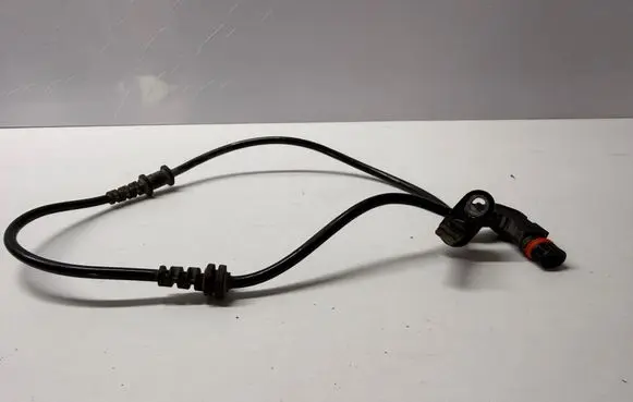 Mercedes-Benz B W245 ABS brake wheel speed sensor A1695401417