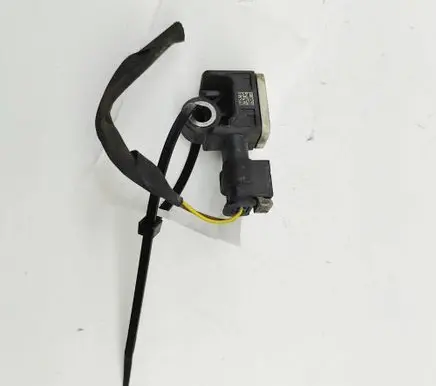 Mercedes-Benz GL X166 Airbag deployment crash/impact sensor A1668210151 56054085AA