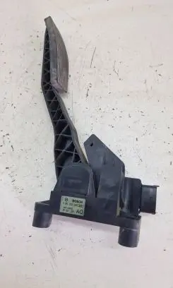 Opel Zafira A Accelerator throttle pedal 90581208 08503062 0281002298