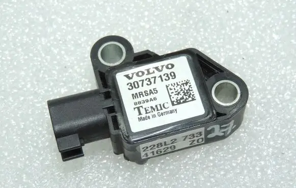 Volvo V50 Airbag deployment crash/impact sensor 30737139