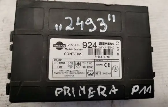 Nissan Primera Fuse module 285519F924 7104870768 5WK48542