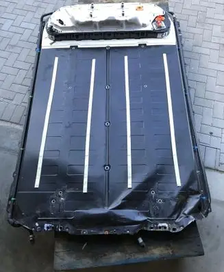 Tesla Model Y Hybrid / electric car battery 