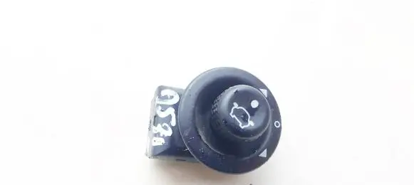 Ford Focus Wing mirror switch 98bg17b676bb