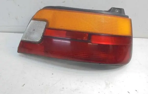 Toyota Starlet (P80) IV Rear/tail lights 3313001R