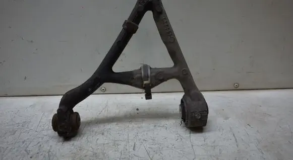 Jaguar XJL Rear upper control arm/wishbone