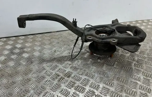 Dodge Charger Front wheel hub 04895712AE 68199988AA