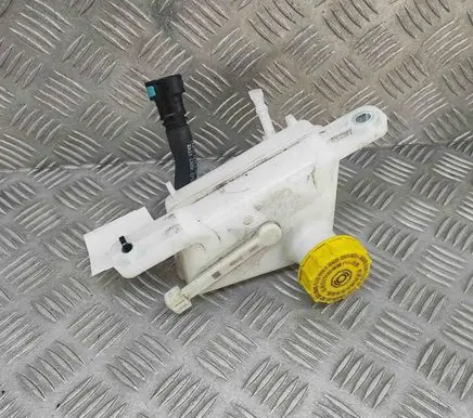 MG ZS Brake fluid reservoir 190910A 211122A