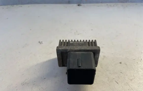 Renault Megane III Glow plug pre-heat relay 9640469680 9640469680A