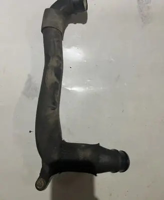 Intercooler hose/pipe