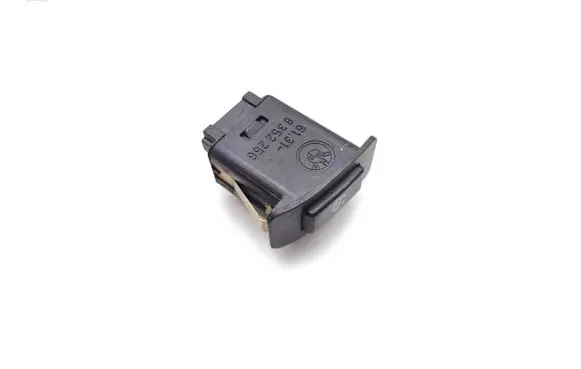 BMW 7 E38 Cruise control switch 8352256 61318352256