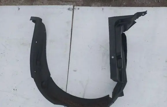 Suzuki Splash Front wheel arch liner splash guards 7232151K0