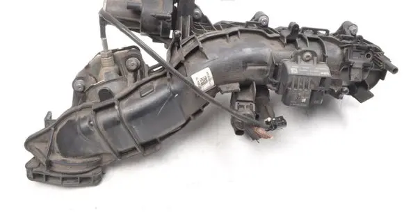 BMW 1 F20 F21 Intake manifold 8513854
