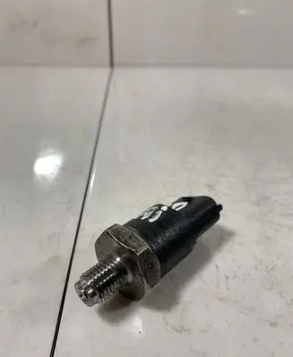 Fuel pressure sensor