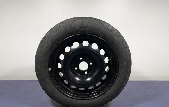 Citroen C4 II R17 spare wheel