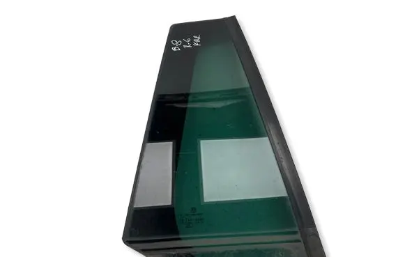 Volkswagen PASSAT B8 Rear vent window glass 3G9845214