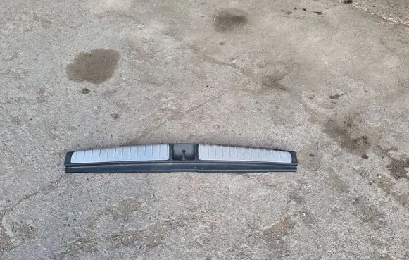 Subaru Outback Other trunk/boot trim element 95073AG010