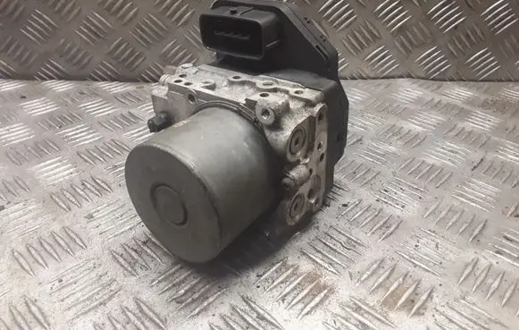 Mazda 6 ABS Pump 1338006980 GDK4437A0