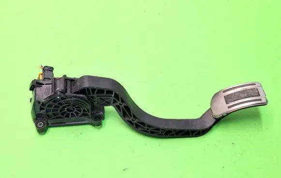 Peugeot 308 Accelerator throttle pedal 86ET38 0567258
