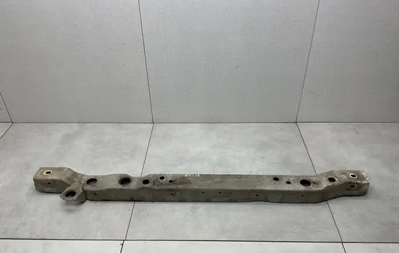 Nissan Pulsar Bottom radiator support slam panel 