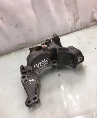 Peugeot Expert Generator/alternator bracket 9808696680