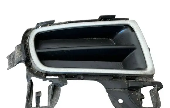 Mazda 6 Front bumper lower grill GR1A50C11