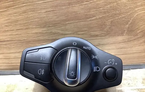 Audi A4 S4 B8 8K Light switch 8K0941531AS