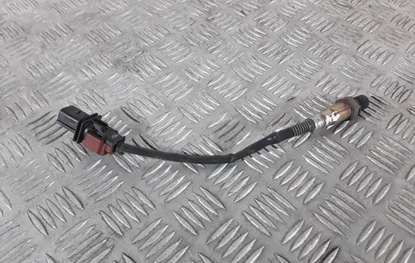 Audi A6 S6 C7 4G Lambda probe sensor 070906262 0281004072