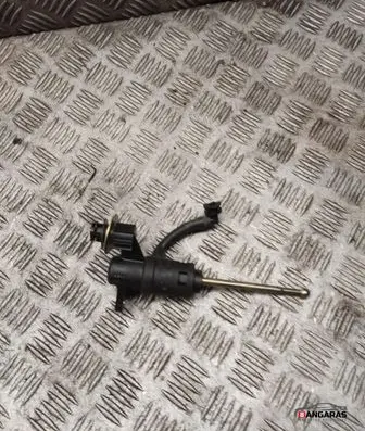 Audi A6 S6 C5 4B Clutch master cylinder 8e1721401af