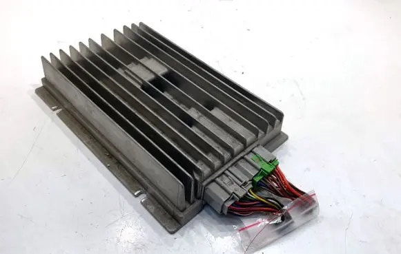 Volkswagen PASSAT CC Sound amplifier 3AA035456C