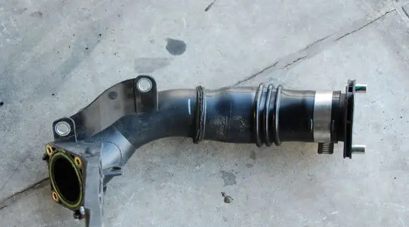 Ford Ecosport Air intake hose/pipe