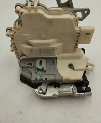 Audi A4 S4 B8 8K Rear door lock 8K0839016C