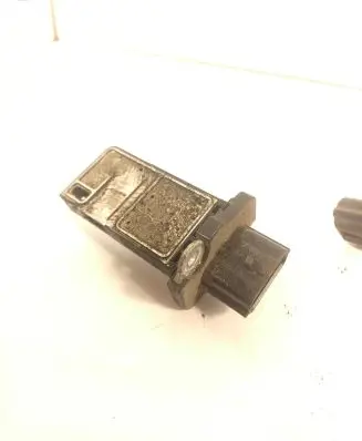 Nissan X-Trail T31 Mass air flow meter 226807S000