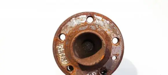 Volvo V70 Rear wheel hub