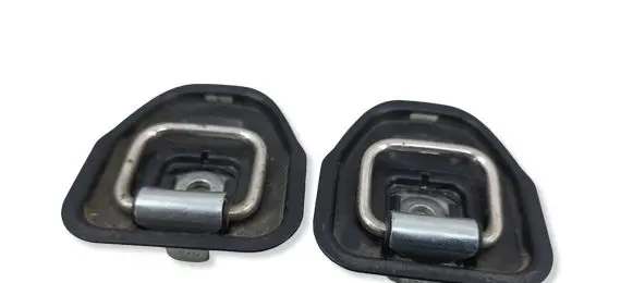 BMW 3 E90 E91 Tie down hook / loop 7132893