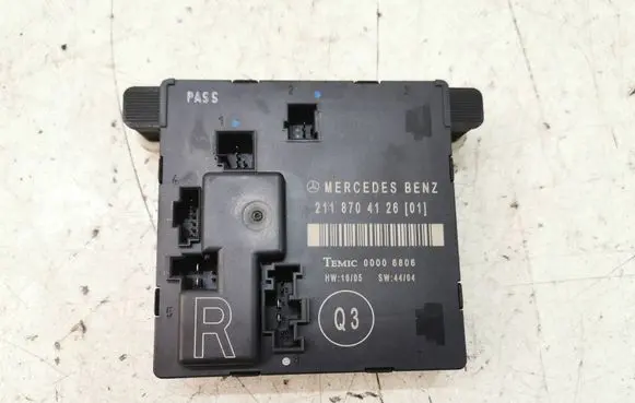 Mercedes-Benz E W211 Door control unit/module 2118704126 00006806