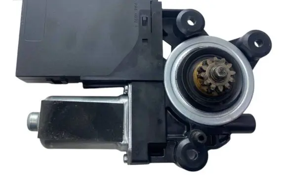 Volvo C30 Front door window regulator motor 31295170AA WR12294 979037100