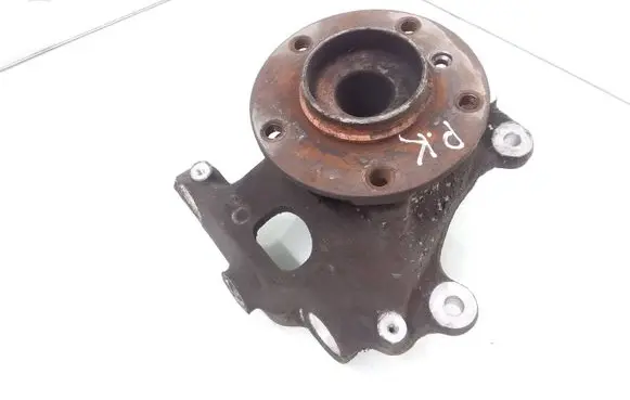 BMW 5 E60 E61 Front wheel hub spindle knuckle 6760953