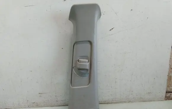 Opel Frontera B (B) pillar trim (top) 