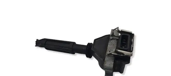 Audi A8 S8 D2 4D High voltage ignition coil 077905105
