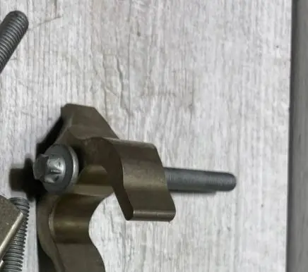 BMW X2 F39 Fuel Injector clamp holder