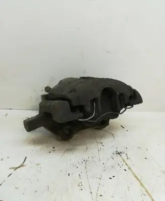 Volkswagen Touran I Front brake caliper