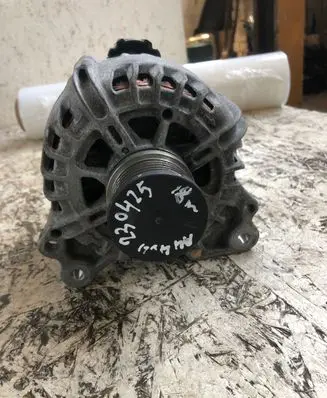 Audi A4 S4 B9 Generator/alternator 04l903024
