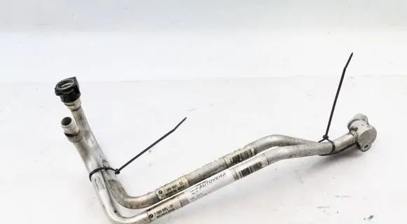 BMW X5M E70 Engine coolant pipe/hose 7589604 7589605 17227589604