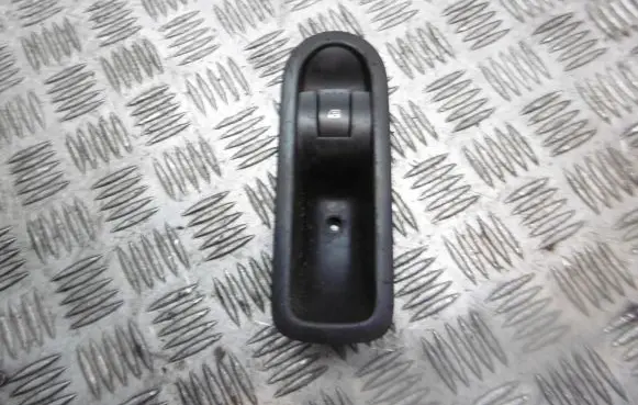 Renault Megane II Quarter vent window switch 
