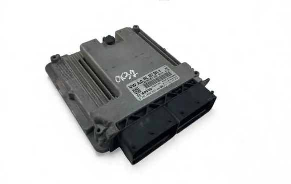 Volkswagen PASSAT B8 Engine control unit/module ECU 04L907309M 0281030462