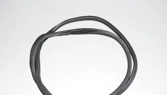 BMW iX3 G08 Rear door rubber seal (on body) 7393449