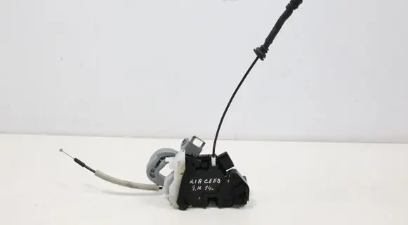 KIA Ceed Rear door lock 81410A2110 A045035